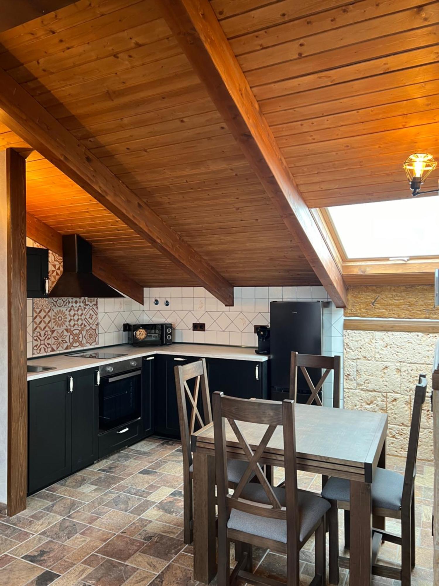 Casa Rural El Torreon Фонтиверос Экстерьер фото